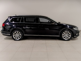 фото Volkswagen Passat B8 2016