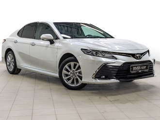 фото Toyota Camry VIII 2022