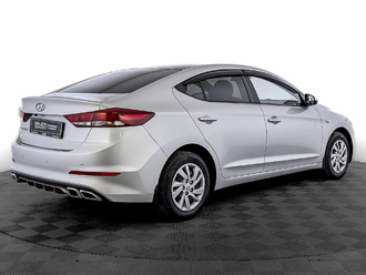 фото Hyundai Elantra VI 2016