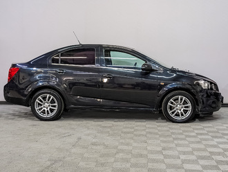 фото Chevrolet Aveo (T300) 2014