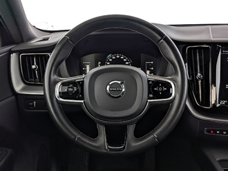 фото Volvo XC60 2020 с пробегом