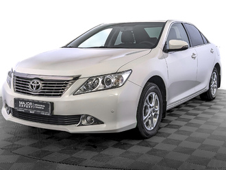 фото Toyota Camry VII 2014