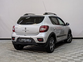 фото Renault Sandero II 2018