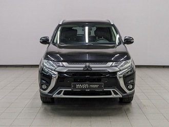 фото Mitsubishi Outlander III 2020