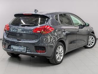 фото Kia Cee`d II 2017