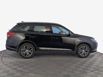 фото Mitsubishi Outlander III 2018