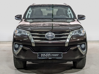 фото Toyota Fortuner II 2019