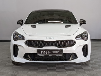 фото Kia Stinger I 2022