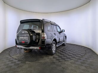 фото Mitsubishi Pajero IV 2014