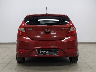 фото Hyundai Solaris I 2012