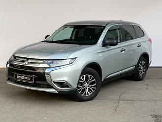 фото Mitsubishi Outlander III 2017