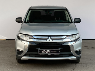 фото Mitsubishi Outlander III 2017