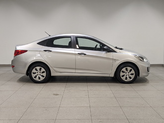 фото Hyundai Solaris I 2013