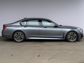 фото BMW 7 (G11/G12) 2021