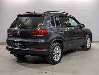 фото Volkswagen Tiguan I 2016