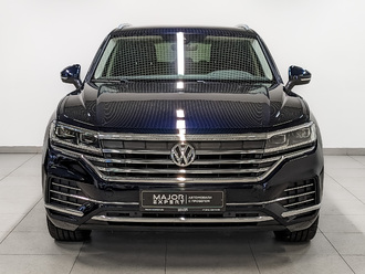 фото Volkswagen Touareg III 2020