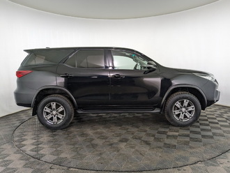 фото Toyota Fortuner II 2018