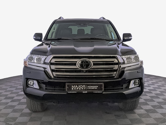 фото Toyota Land Cruiser 200 2018