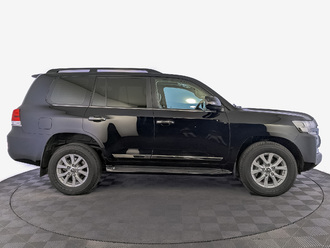 фото Toyota Land Cruiser 200 2018