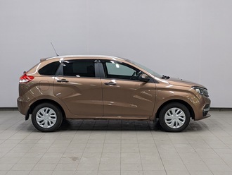 фото Lada XRAY 2021