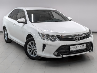 фото Toyota Camry VII 2016