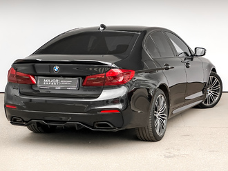 фото BMW 5 (G30/F90) 2020