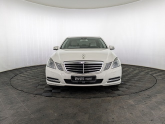 фото Mercedes-Benz E (W/S212) 2012