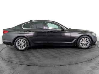 фото BMW 5 (G30/F90) 2020