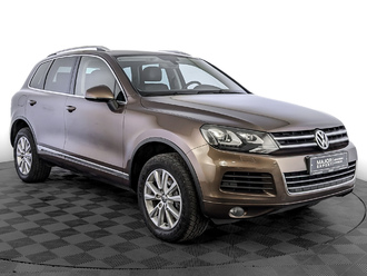 фото Volkswagen Touareg II 2014