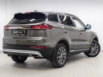 фото Geely Atlas Pro 2022