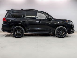 фото Lexus LX III 2016