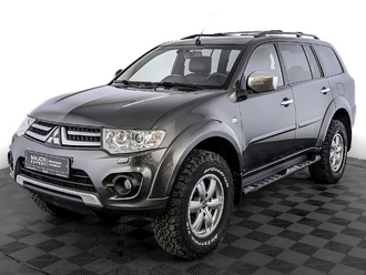 фото Mitsubishi Pajero Sport II 2015