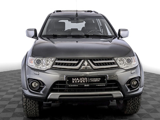 фото Mitsubishi Pajero Sport II 2015