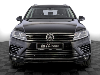 фото Volkswagen Touareg II 2017