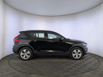 фото Volvo XC40 I 2021