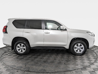 фото Toyota Land Cruiser Prado 150 2021