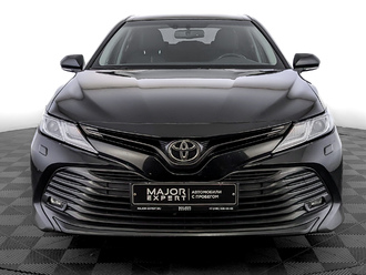 фото Toyota Camry VIII 2020