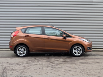 фото Ford Fiesta VII 2015