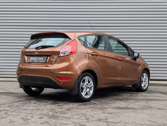 фото Ford Fiesta VII 2015