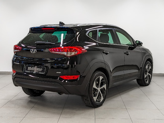 фото Hyundai Tucson III 2017