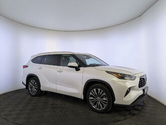 фото Toyota Highlander IV 2020