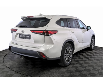 фото Toyota Highlander IV 2020