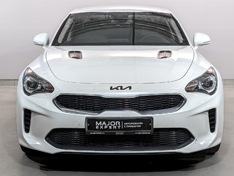 фото Kia Stinger I 2018