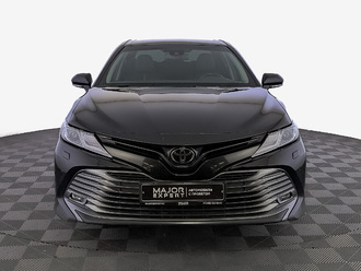 фото Toyota Camry VIII 2020