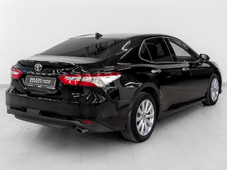 фото Toyota Camry VIII 2020