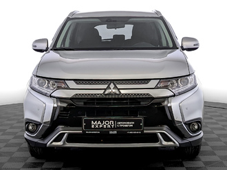 фото Mitsubishi Outlander III 2019