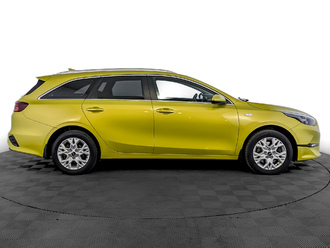 фото Kia Ceed III 2022