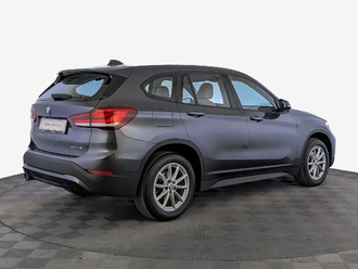 фото BMW X1 (F48) 2020