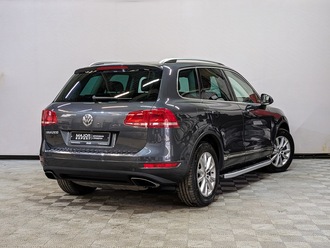 фото Volkswagen Touareg II 2014