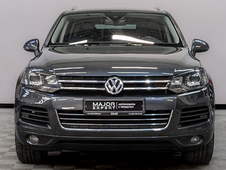 фото Volkswagen Touareg II 2014